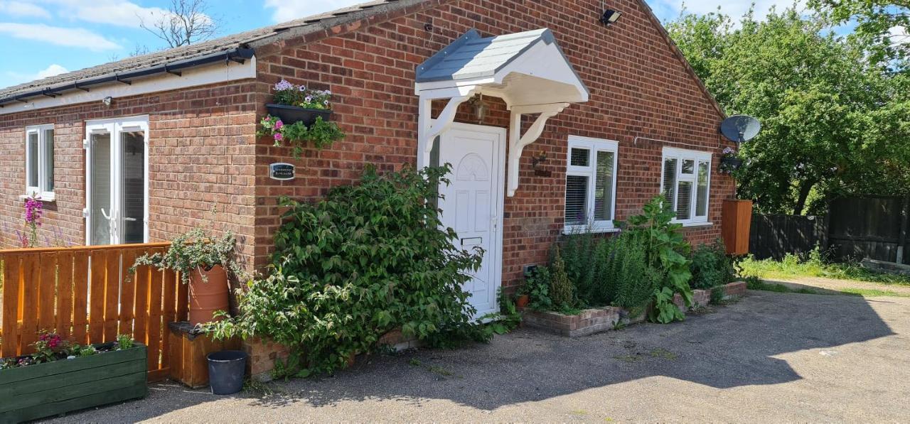 Sherwood Bungalow 3 Bedroom Entire Property Boston Kültér fotó