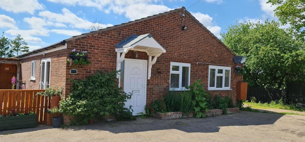 Sherwood Bungalow 3 Bedroom Entire Property Boston Kültér fotó